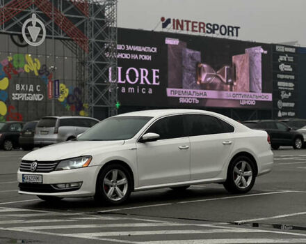 Белый Фольксваген Пассат, объемом двигателя 2.5 л и пробегом 241 тыс. км за 8700 $, фото 1 на Automoto.ua