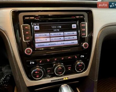 Білий Фольксваген Пассат, об'ємом двигуна 2.5 л та пробігом 285 тис. км за 9300 $, фото 11 на Automoto.ua