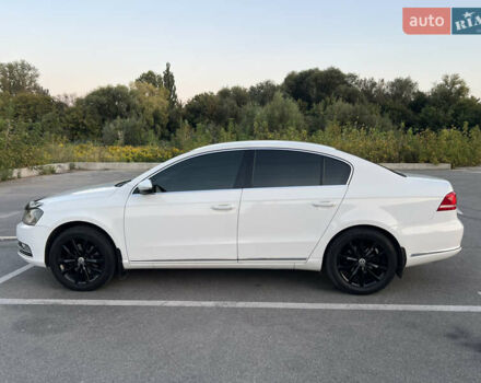 Белый Фольксваген Пассат, объемом двигателя 1.8 л и пробегом 268 тыс. км за 9500 $, фото 10 на Automoto.ua