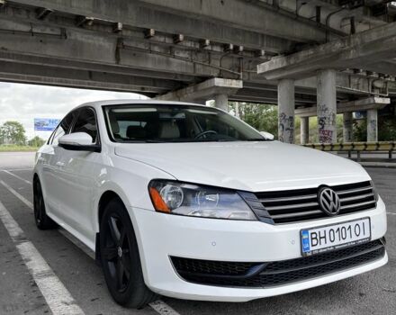 Белый Фольксваген Пассат, объемом двигателя 2 л и пробегом 190 тыс. км за 12000 $, фото 1 на Automoto.ua