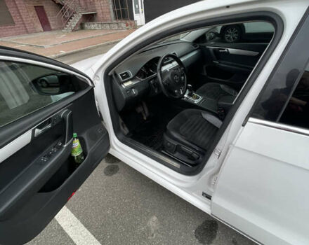Белый Фольксваген Пассат, объемом двигателя 1.78 л и пробегом 220 тыс. км за 10300 $, фото 3 на Automoto.ua