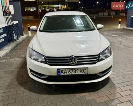 Білий Фольксваген Пассат, об'ємом двигуна 2.5 л та пробігом 285 тис. км за 9300 $, фото 4 на Automoto.ua