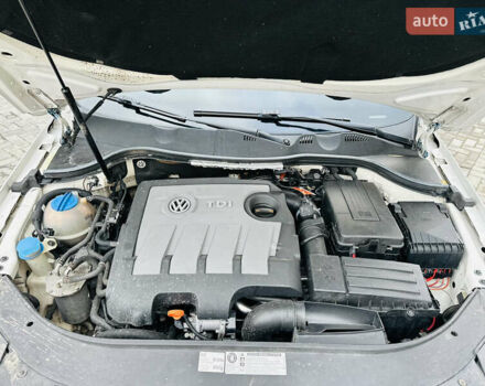 Білий Фольксваген Пассат, об'ємом двигуна 1.6 л та пробігом 285 тис. км за 10700 $, фото 5 на Automoto.ua