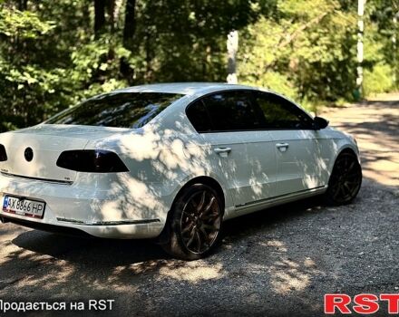 Білий Фольксваген Пассат, об'ємом двигуна 1.8 л та пробігом 264 тис. км за 10000 $, фото 3 на Automoto.ua