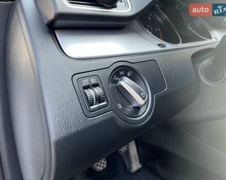 Білий Фольксваген Пассат, об'ємом двигуна 1.6 л та пробігом 280 тис. км за 9999 $, фото 8 на Automoto.ua