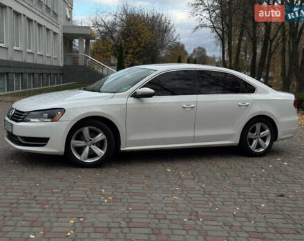 Белый Фольксваген Пассат, объемом двигателя 2.5 л и пробегом 219 тыс. км за 10250 $, фото 18 на Automoto.ua