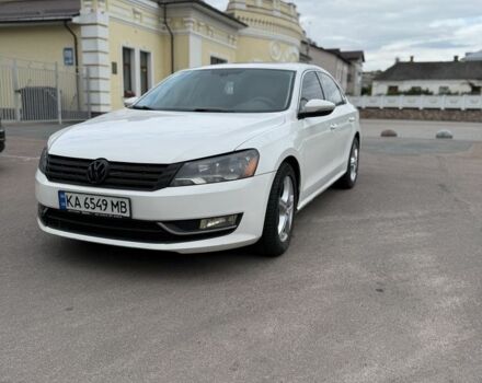 Белый Фольксваген Пассат, объемом двигателя 2.5 л и пробегом 221 тыс. км за 9500 $, фото 1 на Automoto.ua