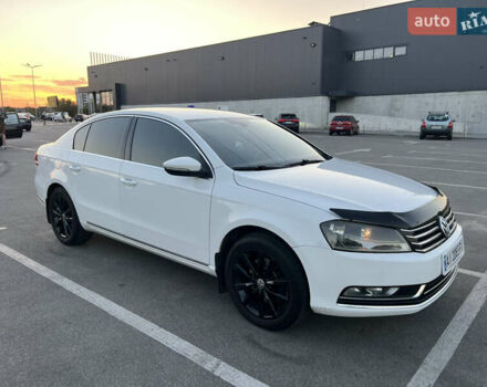 Белый Фольксваген Пассат, объемом двигателя 1.8 л и пробегом 268 тыс. км за 9500 $, фото 6 на Automoto.ua