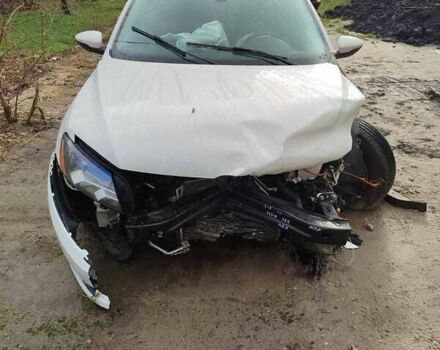 Белый Фольксваген Пассат, объемом двигателя 2.5 л и пробегом 204 тыс. км за 3500 $, фото 6 на Automoto.ua