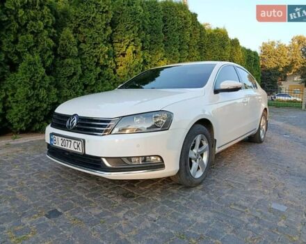 Білий Фольксваген Пассат, об'ємом двигуна 1.8 л та пробігом 139 тис. км за 11500 $, фото 7 на Automoto.ua