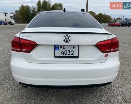 Белый Фольксваген Пассат, объемом двигателя 2.5 л и пробегом 212 тыс. км за 10300 $, фото 5 на Automoto.ua