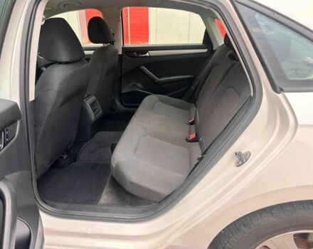 Белый Фольксваген Пассат, объемом двигателя 2.5 л и пробегом 228 тыс. км за 8700 $, фото 21 на Automoto.ua