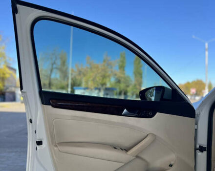 Белый Фольксваген Пассат, объемом двигателя 2 л и пробегом 266 тыс. км за 10699 $, фото 6 на Automoto.ua