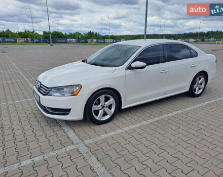 Білий Фольксваген Пассат, об'ємом двигуна 2.48 л та пробігом 285 тис. км за 9000 $, фото 1 на Automoto.ua