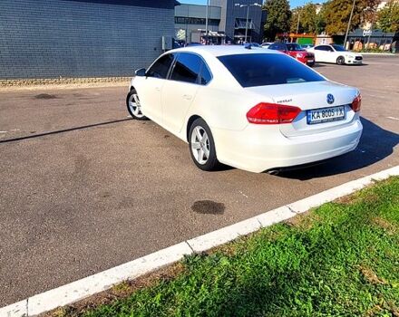 Білий Фольксваген Пассат, об'ємом двигуна 2.5 л та пробігом 233 тис. км за 10800 $, фото 3 на Automoto.ua