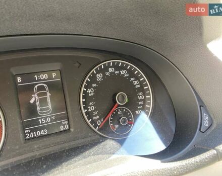 Белый Фольксваген Пассат, объемом двигателя 1.97 л и пробегом 241 тыс. км за 9700 $, фото 5 на Automoto.ua