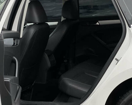 Белый Фольксваген Пассат, объемом двигателя 2.5 л и пробегом 241 тыс. км за 8700 $, фото 17 на Automoto.ua