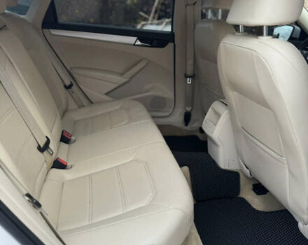 Белый Фольксваген Пассат, объемом двигателя 2.5 л и пробегом 219 тыс. км за 10250 $, фото 42 на Automoto.ua