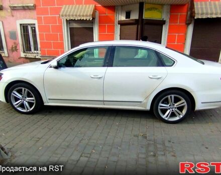 Белый Фольксваген Пассат, объемом двигателя 2 л и пробегом 220 тыс. км за 10700 $, фото 10 на Automoto.ua