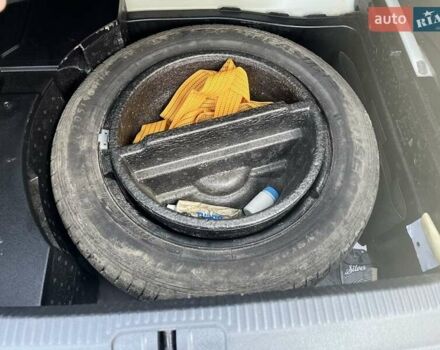 Білий Фольксваген Пассат, об'ємом двигуна 1.6 л та пробігом 280 тис. км за 9999 $, фото 11 на Automoto.ua