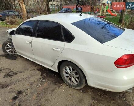 Белый Фольксваген Пассат, объемом двигателя 2.5 л и пробегом 204 тыс. км за 3500 $, фото 1 на Automoto.ua