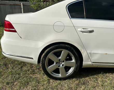 Белый Фольксваген Пассат, объемом двигателя 1.8 л и пробегом 175 тыс. км за 9200 $, фото 9 на Automoto.ua