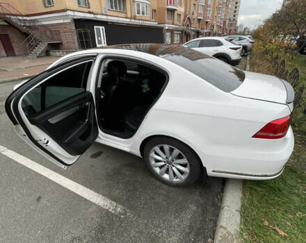 Белый Фольксваген Пассат, объемом двигателя 1.78 л и пробегом 220 тыс. км за 10300 $, фото 6 на Automoto.ua