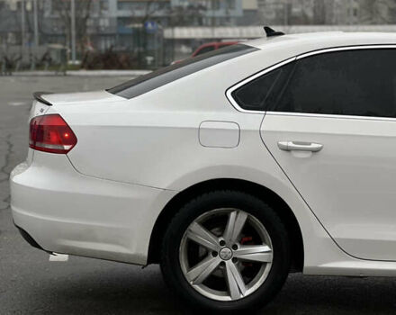 Белый Фольксваген Пассат, объемом двигателя 2.5 л и пробегом 241 тыс. км за 8700 $, фото 8 на Automoto.ua