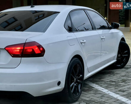 Белый Фольксваген Пассат, объемом двигателя 2.5 л и пробегом 295 тыс. км за 7999 $, фото 19 на Automoto.ua