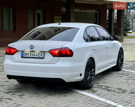 Белый Фольксваген Пассат, объемом двигателя 2.5 л и пробегом 295 тыс. км за 7999 $, фото 16 на Automoto.ua