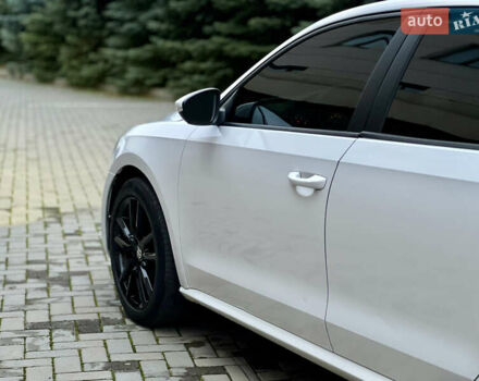 Белый Фольксваген Пассат, объемом двигателя 2.5 л и пробегом 295 тыс. км за 7999 $, фото 10 на Automoto.ua