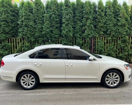 Белый Фольксваген Пассат, объемом двигателя 2.5 л и пробегом 214 тыс. км за 9100 $, фото 12 на Automoto.ua