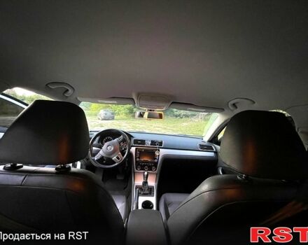 Белый Фольксваген Пассат, объемом двигателя 2.5 л и пробегом 191 тыс. км за 10200 $, фото 6 на Automoto.ua