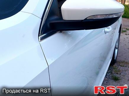 Білий Фольксваген Пассат, об'ємом двигуна 2.5 л та пробігом 304 тис. км за 10600 $, фото 8 на Automoto.ua