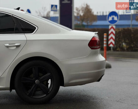 Белый Фольксваген Пассат, объемом двигателя 2.5 л и пробегом 188 тыс. км за 10590 $, фото 8 на Automoto.ua