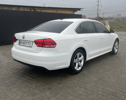 Белый Фольксваген Пассат, объемом двигателя 2.5 л и пробегом 290 тыс. км за 10000 $, фото 3 на Automoto.ua