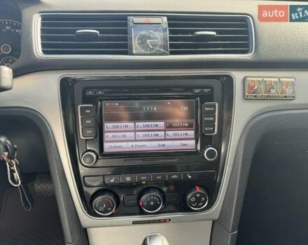 Белый Фольксваген Пассат, объемом двигателя 2.5 л и пробегом 270 тыс. км за 8799 $, фото 26 на Automoto.ua