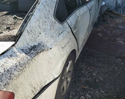 Білий Фольксваген Пассат, об'ємом двигуна 2.5 л та пробігом 280 тис. км за 3000 $, фото 2 на Automoto.ua