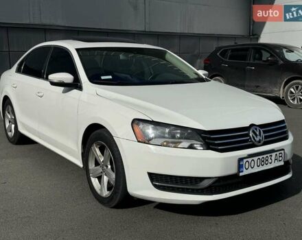 Белый Фольксваген Пассат, объемом двигателя 2.5 л и пробегом 270 тыс. км за 8799 $, фото 16 на Automoto.ua