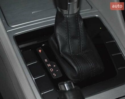 Белый Фольксваген Пассат, объемом двигателя 2.5 л и пробегом 195 тыс. км за 10800 $, фото 13 на Automoto.ua