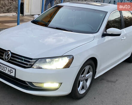 Білий Фольксваген Пассат, об'ємом двигуна 2.48 л та пробігом 220 тис. км за 10700 $, фото 2 на Automoto.ua