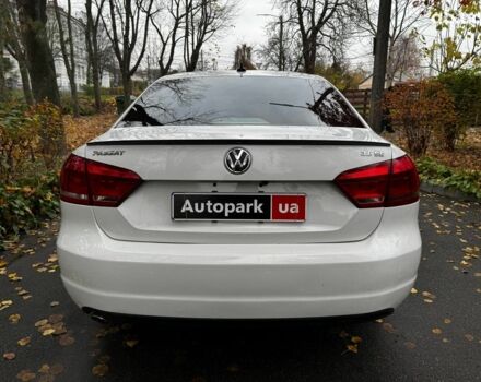 Белый Фольксваген Пассат, объемом двигателя 2.5 л и пробегом 190 тыс. км за 10790 $, фото 6 на Automoto.ua