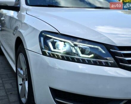 Білий Фольксваген Пассат, об'ємом двигуна 2.5 л та пробігом 204 тис. км за 11600 $, фото 5 на Automoto.ua