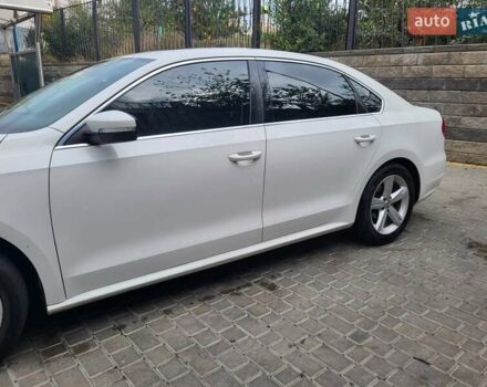 Белый Фольксваген Пассат, объемом двигателя 2.48 л и пробегом 173 тыс. км за 12300 $, фото 23 на Automoto.ua