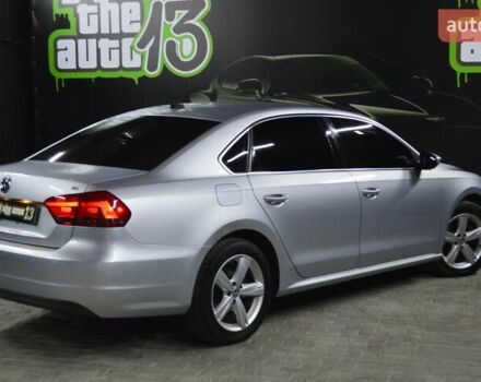 Белый Фольксваген Пассат, объемом двигателя 2.5 л и пробегом 195 тыс. км за 10800 $, фото 8 на Automoto.ua