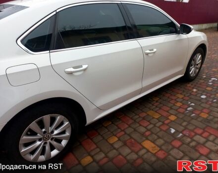 Белый Фольксваген Пассат, объемом двигателя 2.5 л и пробегом 250 тыс. км за 7900 $, фото 6 на Automoto.ua