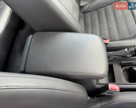 Белый Фольксваген Пассат, объемом двигателя 1.97 л и пробегом 243 тыс. км за 12700 $, фото 24 на Automoto.ua