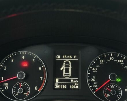 Белый Фольксваген Пассат, объемом двигателя 2.5 л и пробегом 201 тыс. км за 10400 $, фото 17 на Automoto.ua