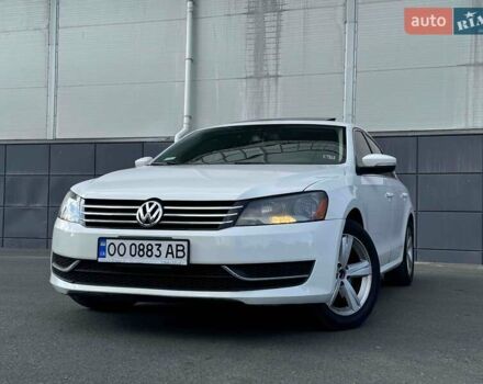 Белый Фольксваген Пассат, объемом двигателя 2.5 л и пробегом 270 тыс. км за 8799 $, фото 2 на Automoto.ua