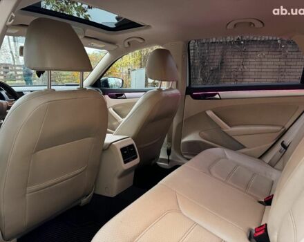 Белый Фольксваген Пассат, объемом двигателя 2.5 л и пробегом 190 тыс. км за 10790 $, фото 26 на Automoto.ua